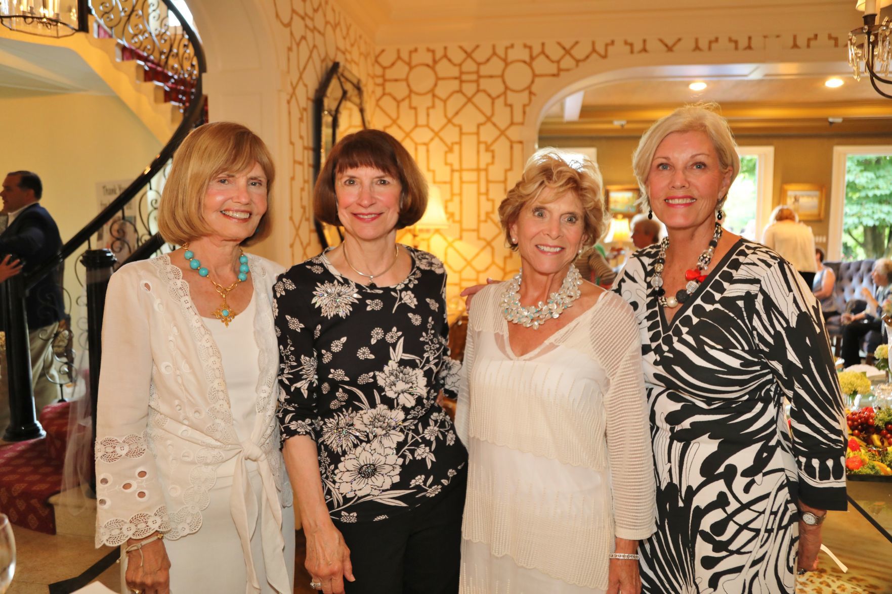 Diane Buhr-Engelsmann, Linda Fahrenkrog, Susan Wedemeyer, Kathy Holman